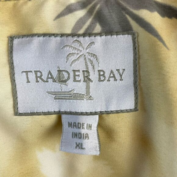 Trader Bay Yellow Tropical Button Down Shirt Size XL EUC - Picture 7 of 8